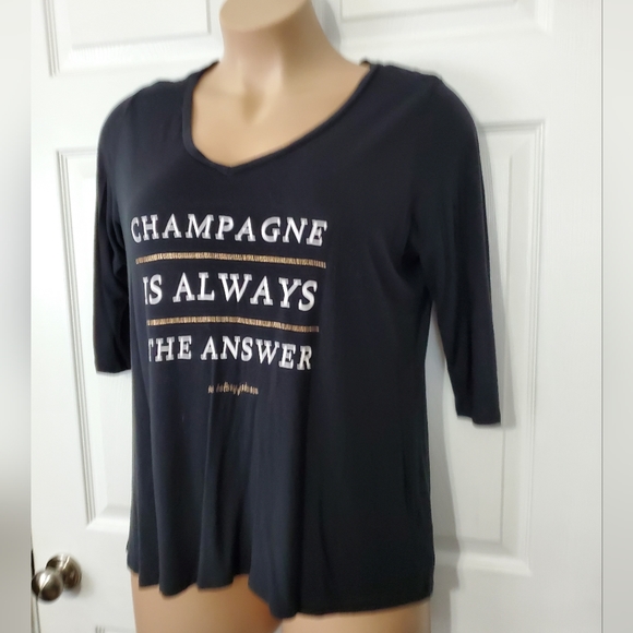 Betsy Johnson Performance Champagne Top - Picture 3 of 9